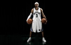 足彩网-东契奇里程碑之夜，92次30+10助攻超越特雷杨，登历史第四宝座