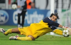 足彩网平台-巅峰对决！赫罗纳火拼马德里竞技，专家预测，矛盾之争引爆西甲格局