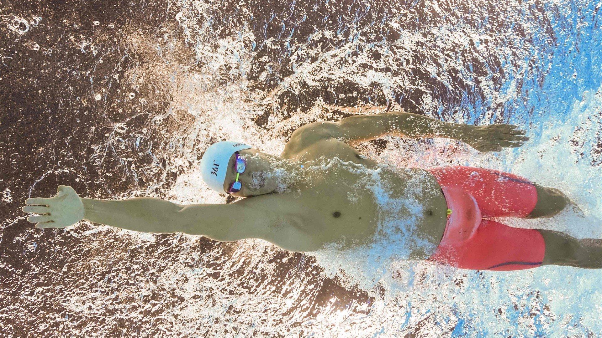 体育风云今日汇，国足主帅邵佳一直播专访领衔，广东男篮CBA激战，NBA快船意甲非洲杯多元转播