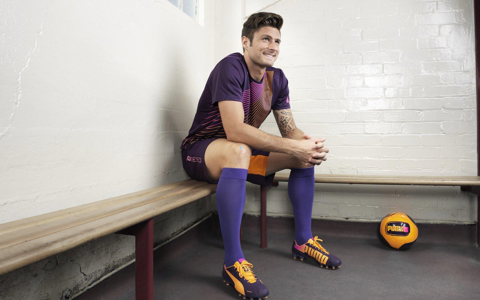 杜兰特三分里程碑跃居历史第十一位 距传奇卡特仅四球之遥