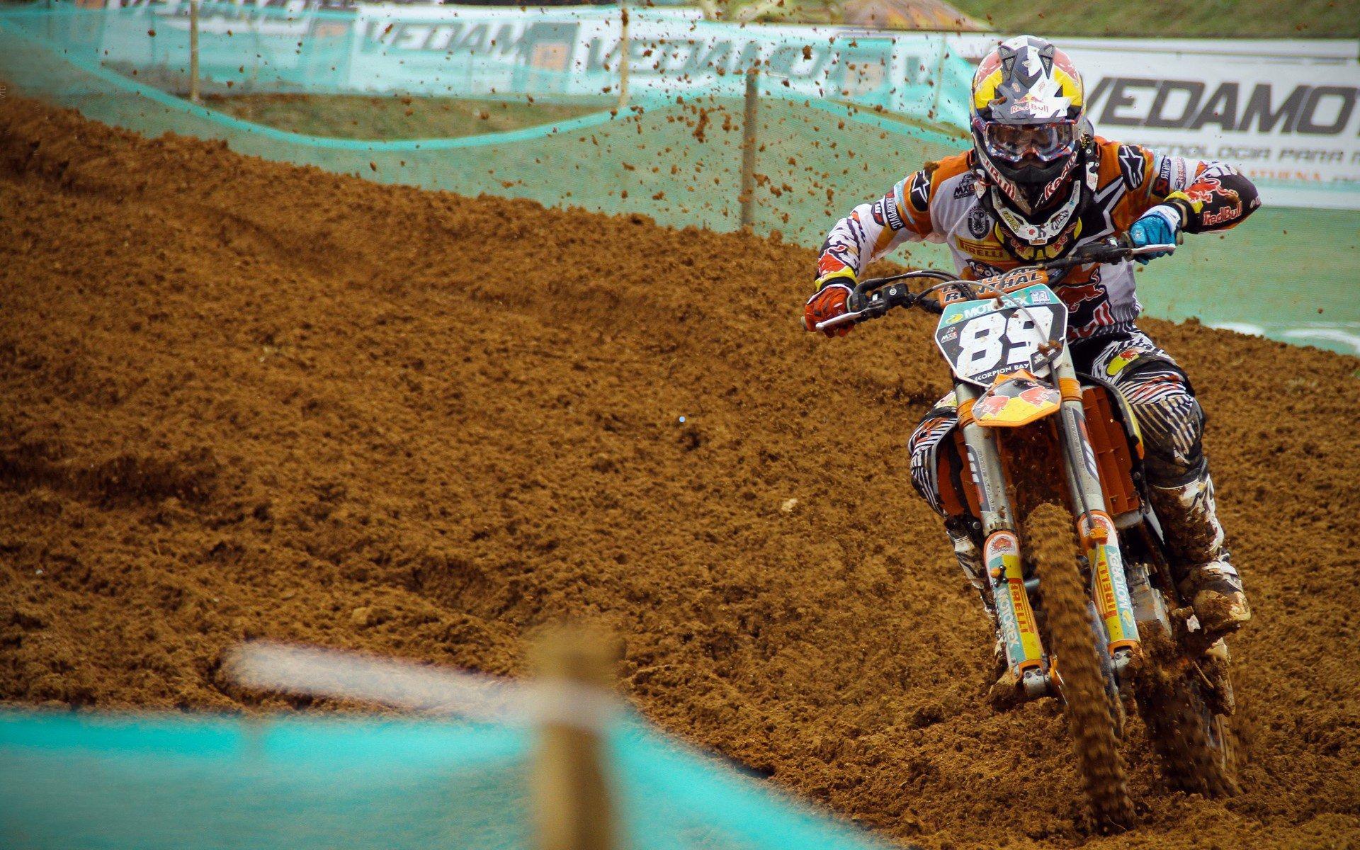 Haynes透露伦纳德挫伤后持续酸痛,医学评估显示伤势轻微乐观